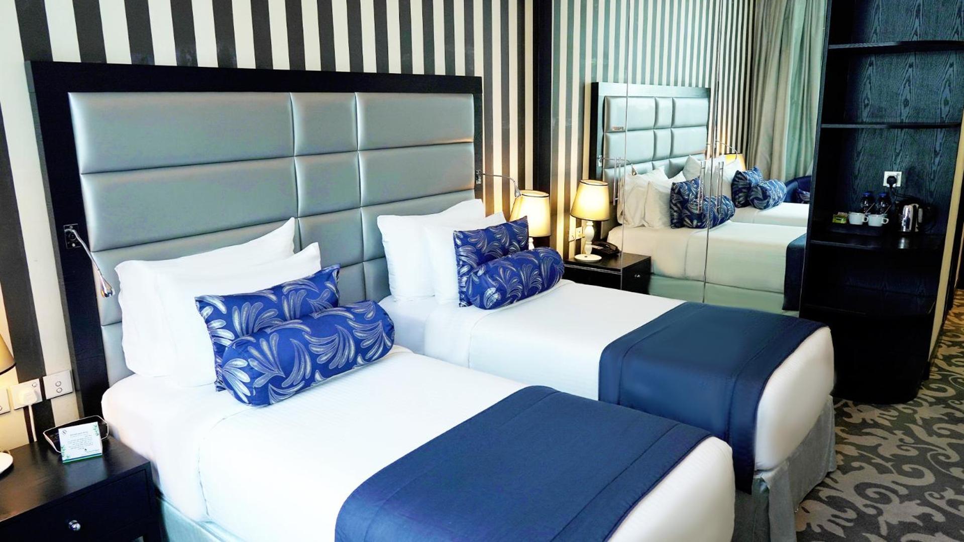 Signature 1 Hotel Tecom Dubai Eksteriør billede